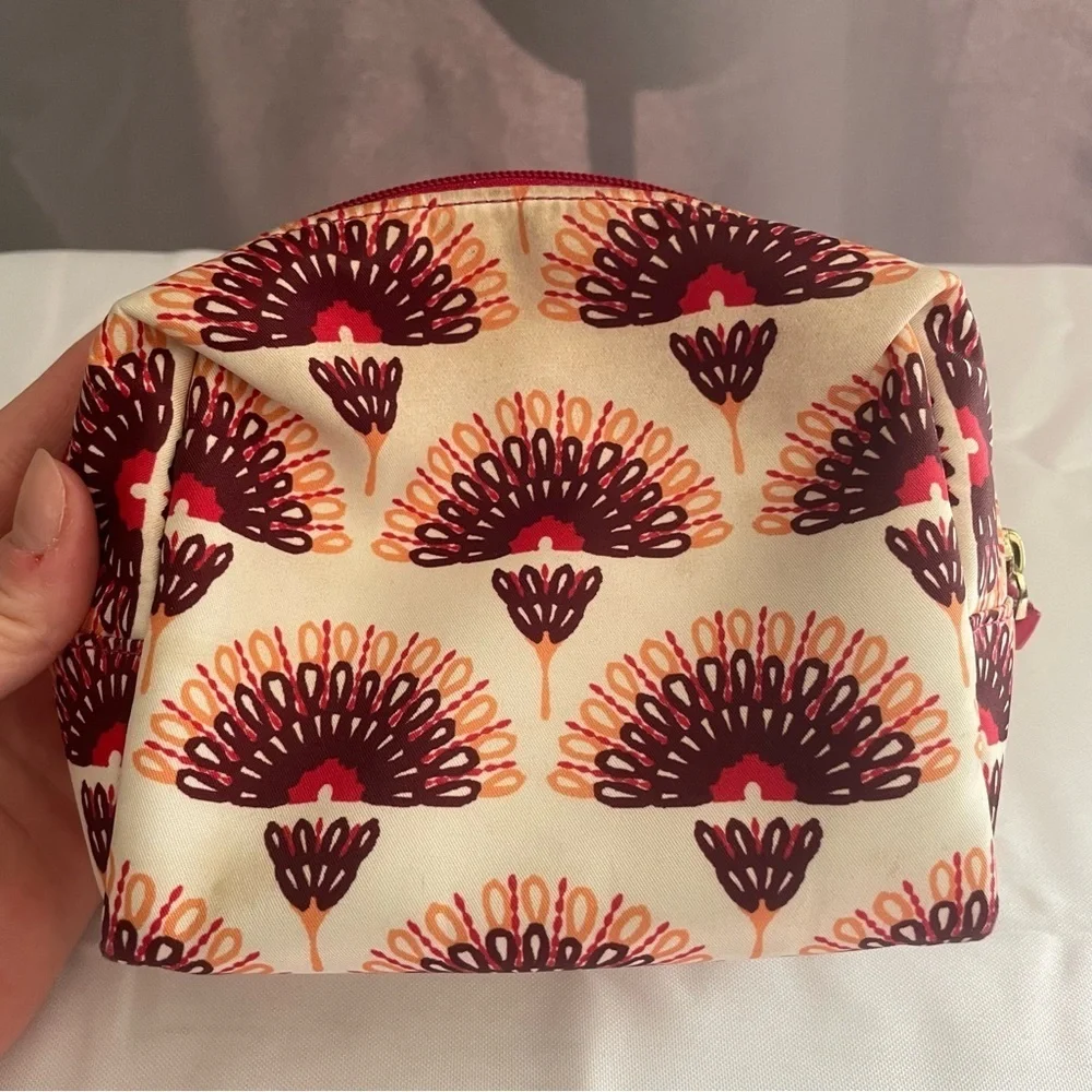 TORY BURCH SMALL FLORAL COSMETIC MAKEUP TOILETRY CASE BAG CREAM PLUM MAGENTA